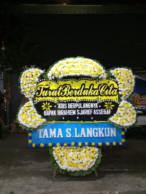Papan Bunga Duka di Kramat Pela