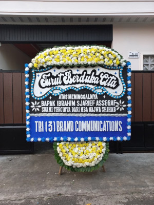 Papan Bunga Duka di Kramat Pela